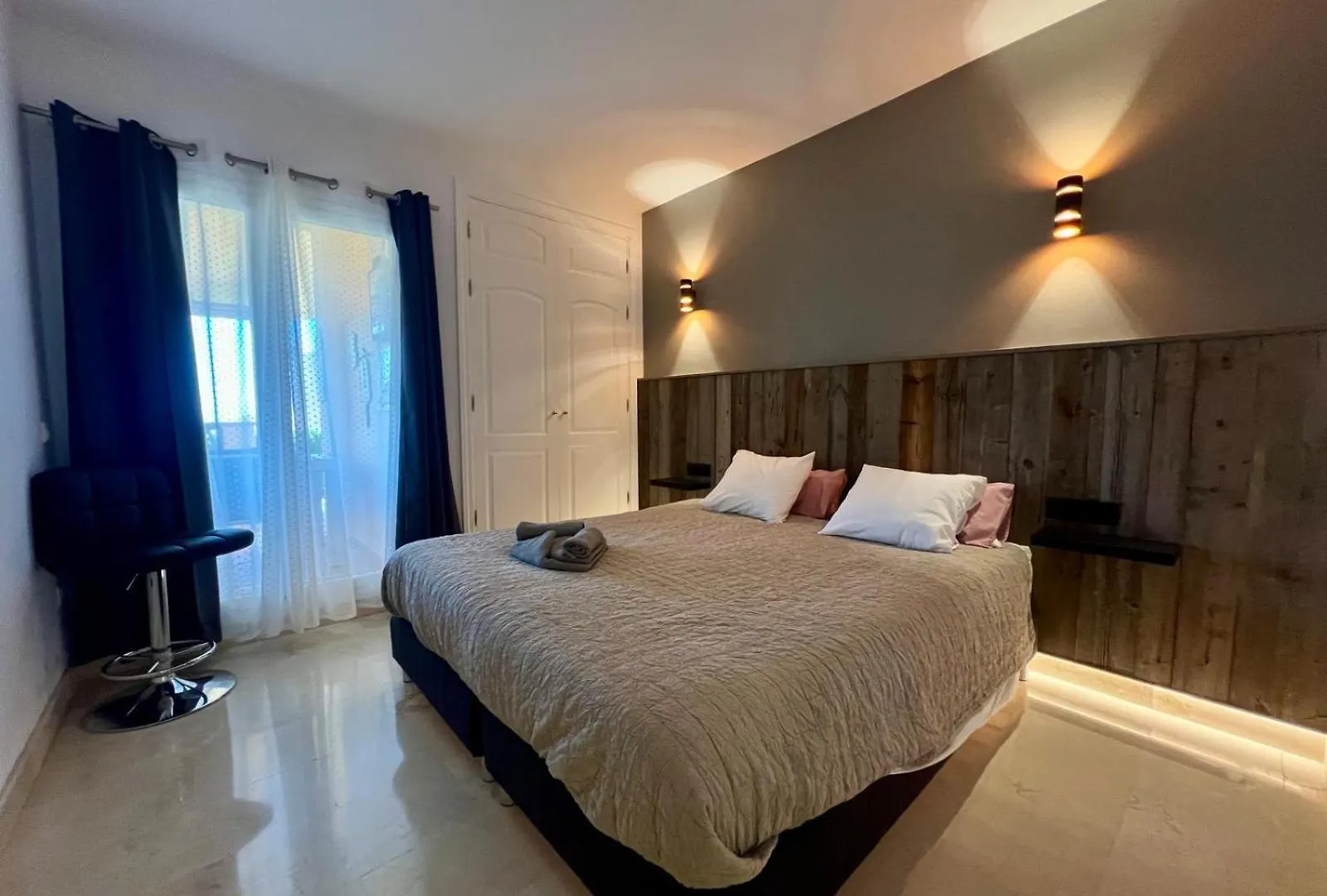 Santa Maria Village, Elviria, Marbella Apartment