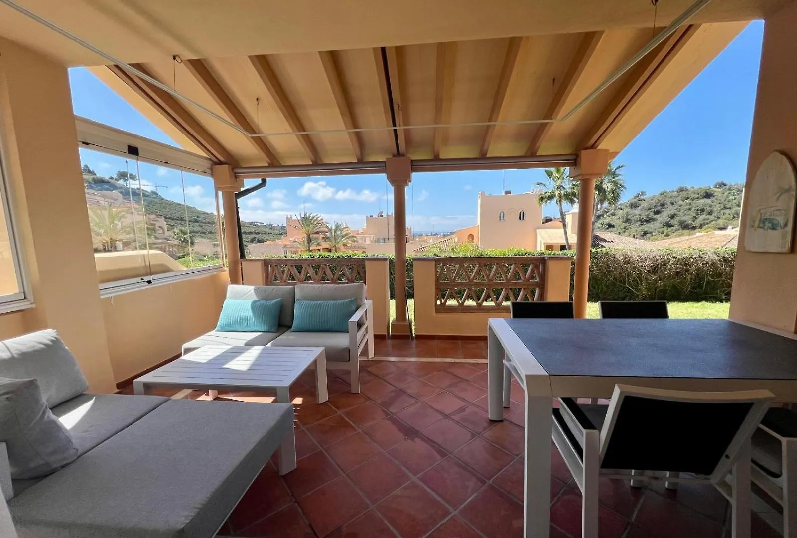 Santa Maria Village, Elviria, Marbella 0*,